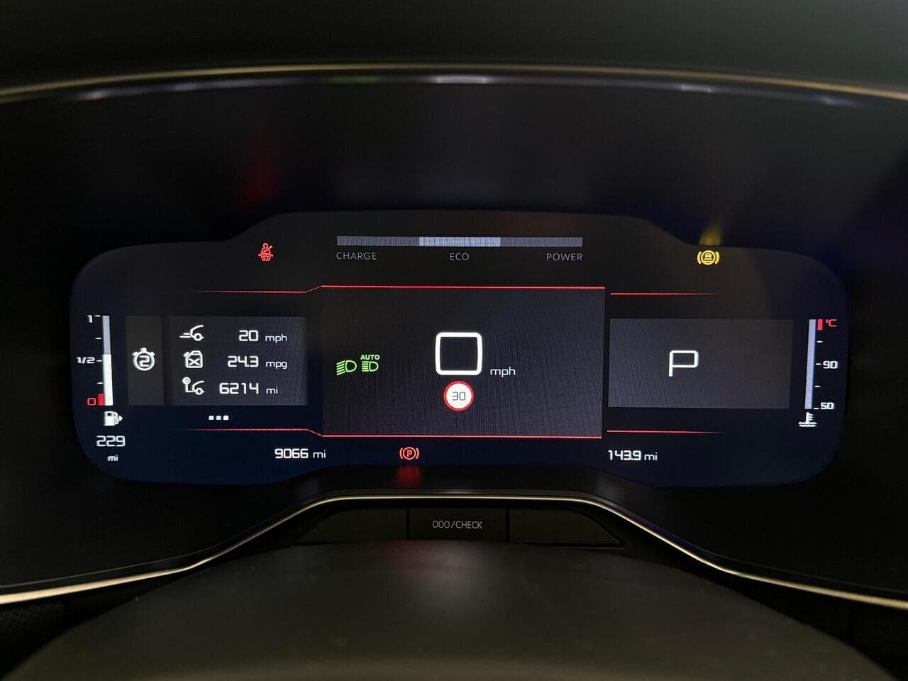 Citroen C5 Aircross thumbnail Driver Instruments