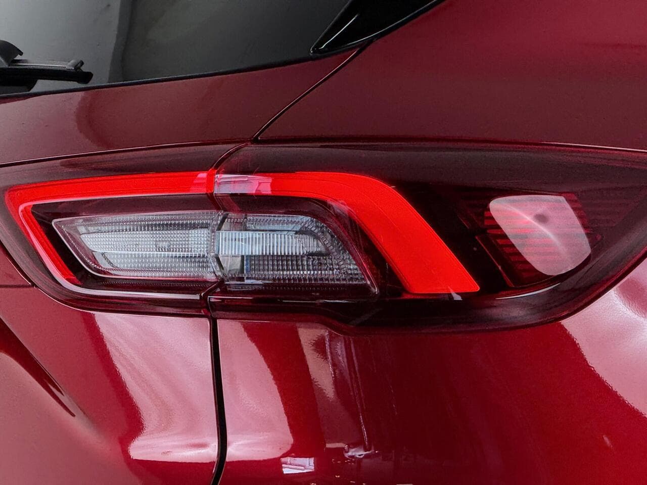 Ford Kuga thumbnail Lights Front