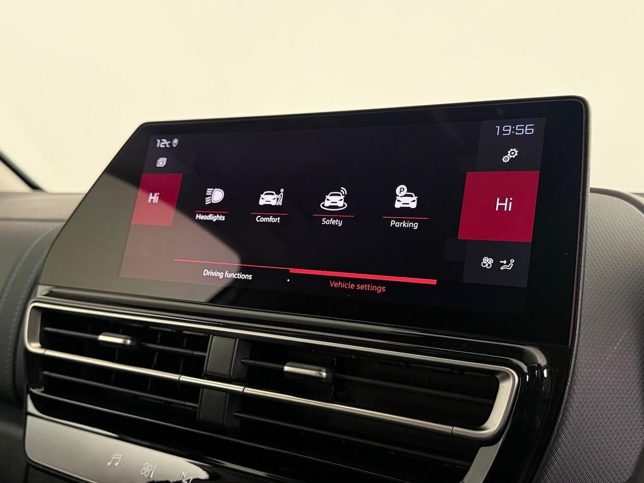 Citroen C5 Aircross thumbnail Infotainment System