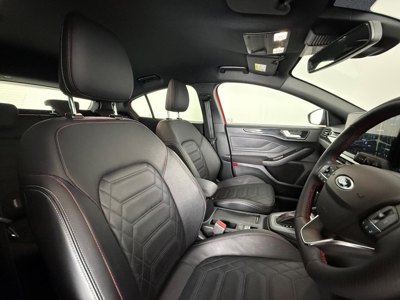 Ford Focus thumbnail Seat Driver