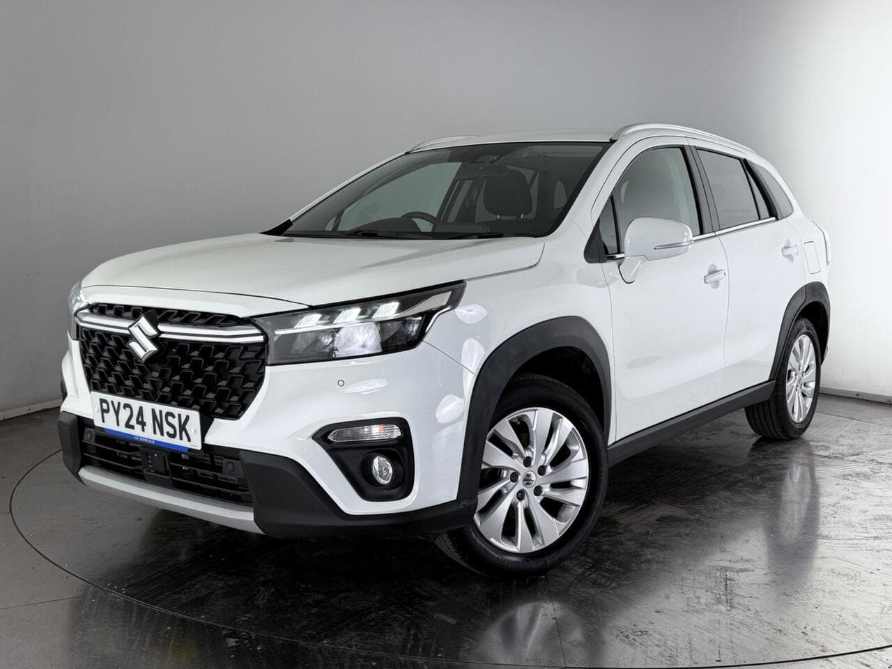 Suzuki S-Cross thumbnail Front Left