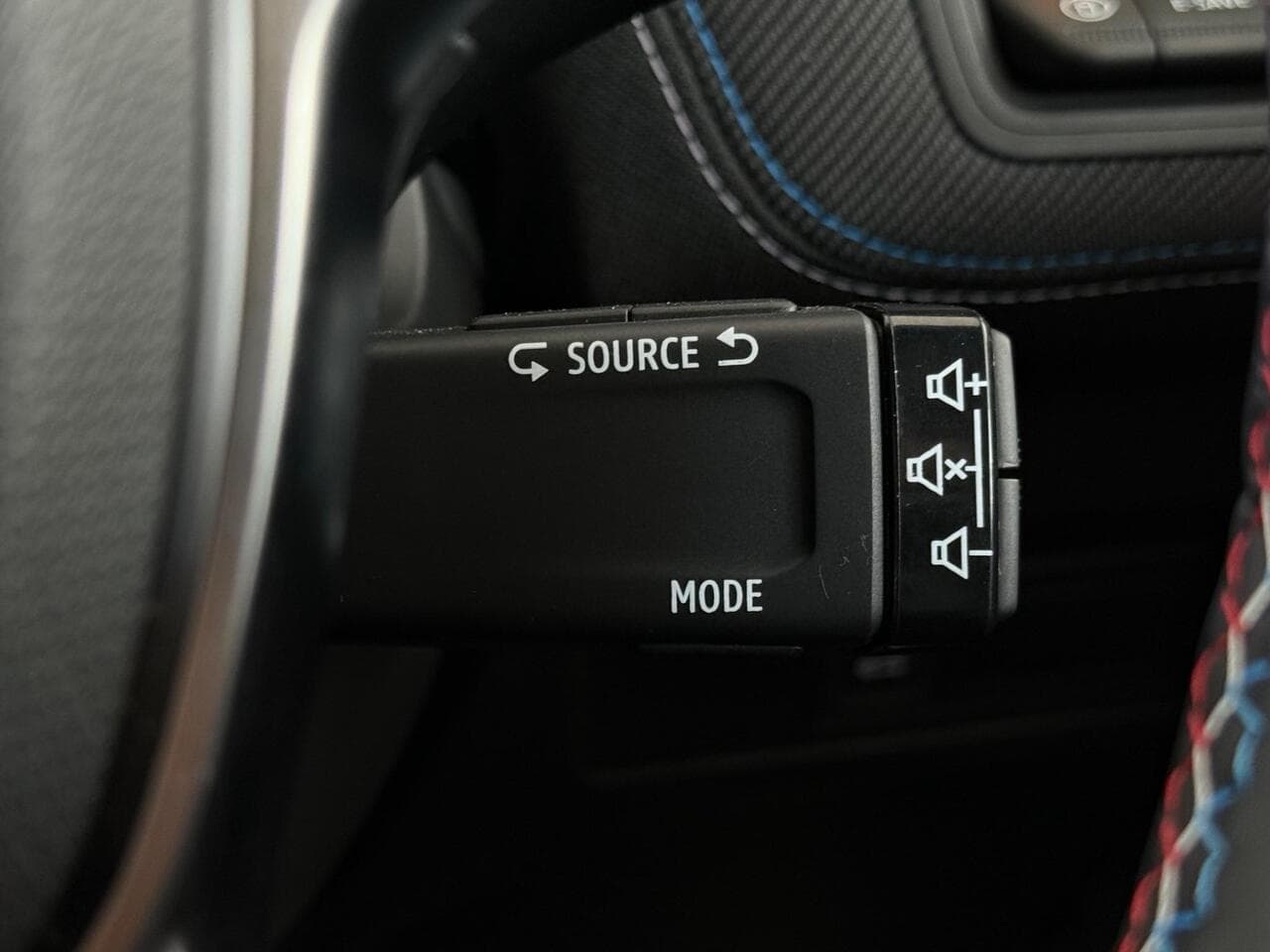Renault Symbioz thumbnail Misc Controls