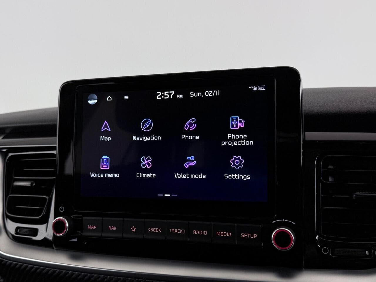 Kia Stonic thumbnail Infotainment System