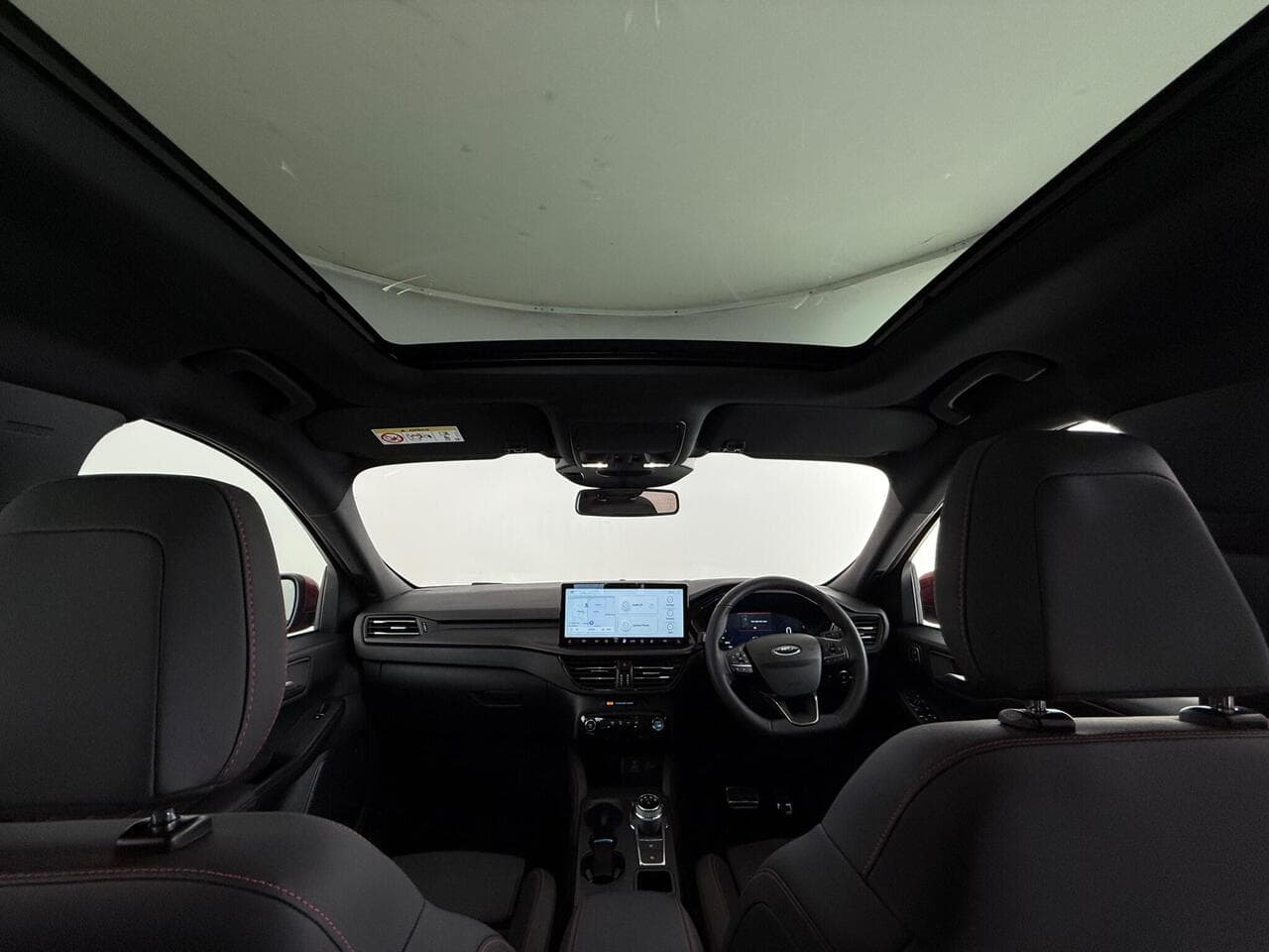 Ford Kuga thumbnail Interior Front