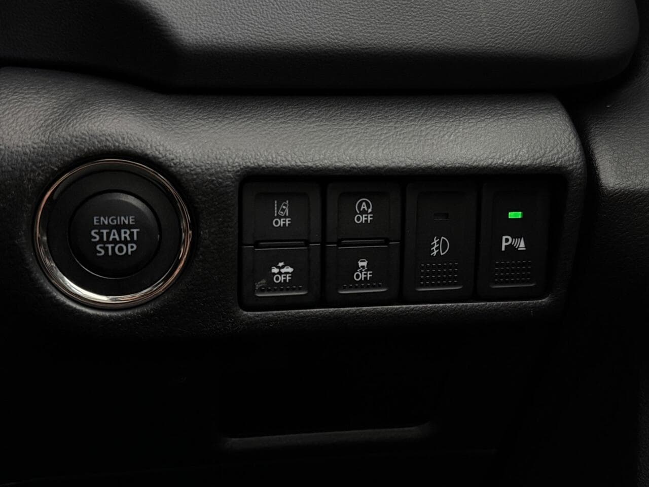 Suzuki S-Cross thumbnail Misc Controls